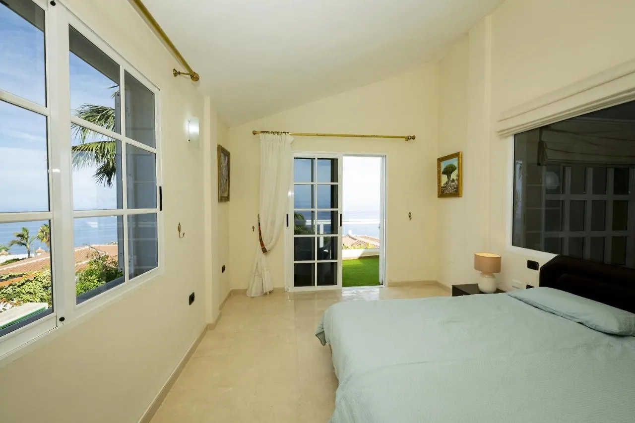 Fantastic Home With Amazing Sea Views Puntillo Del Sol 0*,  Spain